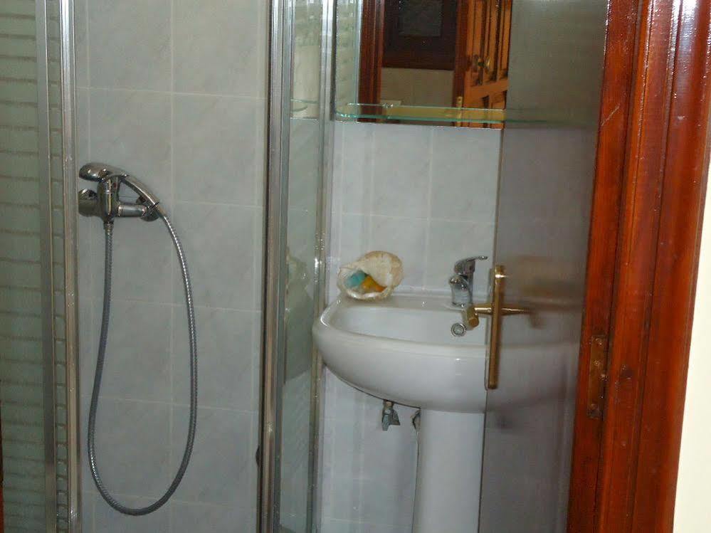 Almini Apartments Платария Екстериор снимка