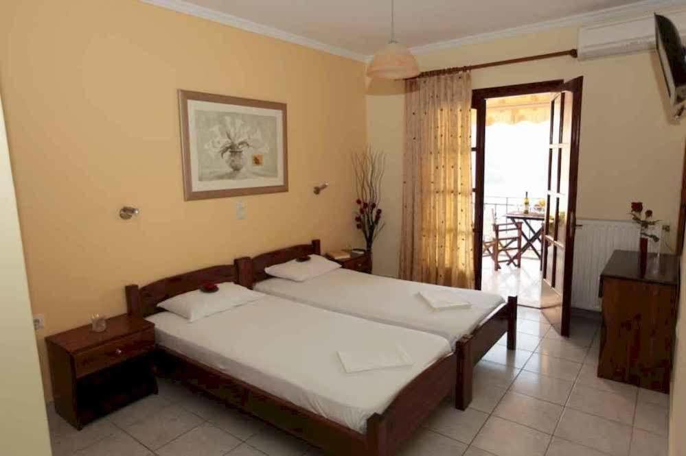 Almini Apartments Платария Екстериор снимка
