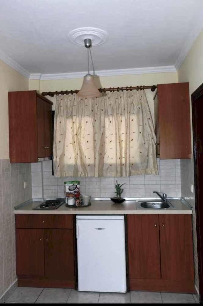 Almini Apartments Платария Екстериор снимка